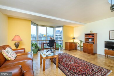 520 N St SW unit S-513, Washington, DC 20024 - photo 2