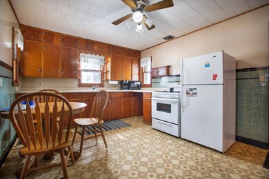 804 Spruce Dr, La Crescent, MN 55947 - photo 4