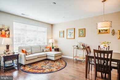 3005 Chesapeake Dr unit 9, Dumfries, VA 22026 - photo 4