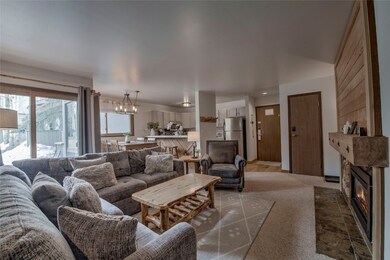 Nice size open floor plan for cooking/dining/enjoy