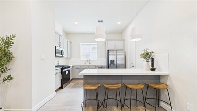 3093 Hicks St, Houston, TX 77007 - photo 7