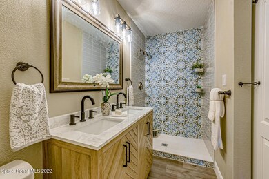 06_1104Greenwood210_mls