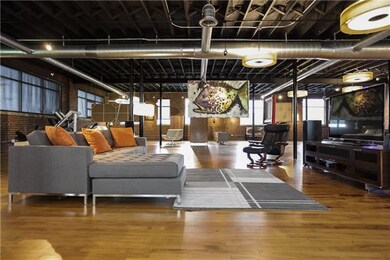 208 Elm St, Shelbyville, TN 37160 - photo 4