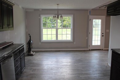 123 Bowling Alley Rd, Manchester, TN 37355 - photo 6