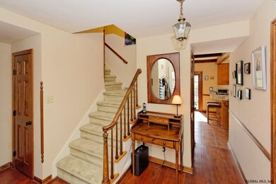 707 St Marks Ln, Schenectady, NY 12309 - photo 2