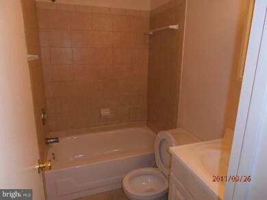 2801 Gaither St, Temple Hills, MD 20748 - photo 4