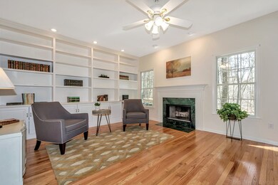 177 Dudley Rd unit 77, Bedford, MA 01730 - photo 3