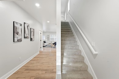 2618 Clybourne Rd, Columbus, OH 43231 - photo 7