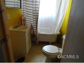 39 Uncle Harveys Ln, Burnsville, NC 28714 - photo 7