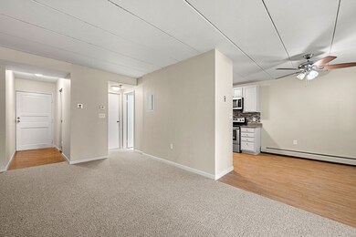 11 Barton Square unit 103, Salem, MA 01970 - photo 2