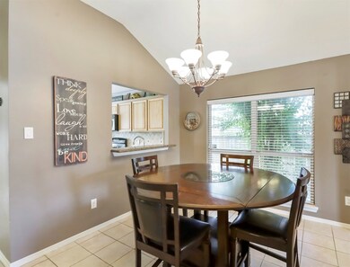 32102 Sue Ln, Pinehurst, TX 77362 - photo 5