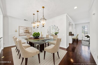 16781851404_dining