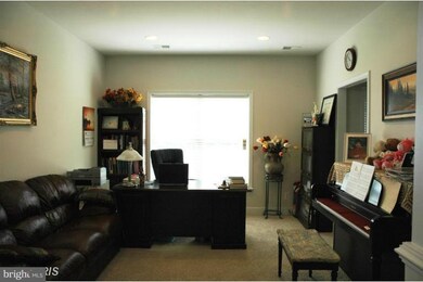 14773 Potomac Branch Dr unit 21, Woodbridge, VA 22191 - photo 6