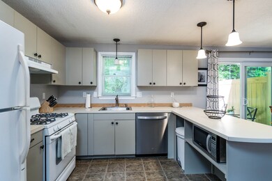 30 Birchwood Dr, Milford, NH 03055 - photo 4