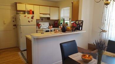 31 Hammond Pond Pkwy unit 3, Chestnut Hill, MA 02467 - photo 7