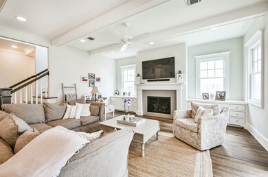 628 E 10th 1/2 St, Houston, TX 77008 - photo 7