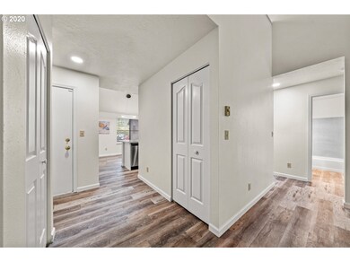 4000 Carman Dr unit 79, Lake Oswego, OR 97035 - photo 4