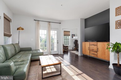 8254 Knight Station Way, Manassas, VA 20111 - photo 3