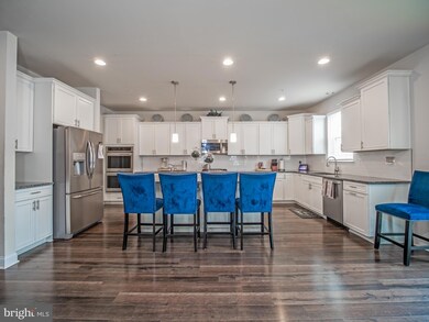 5467 Dundee Ln, White Plains, MD 20695 - photo 5