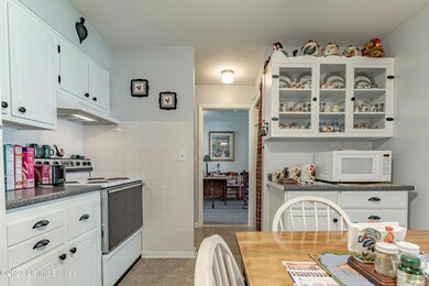 6200 Beulah Church Rd, Louisville, KY 40228 - photo 7