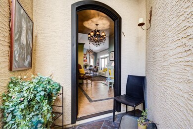 003_Front Entry