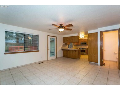 Kitchen/Family Room