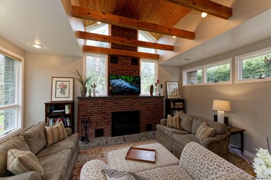 5 Gregory Ln, Albany, NY 12211 - photo 7