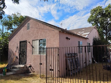 984 Fremont St, Pomona, CA 91766 - photo 2