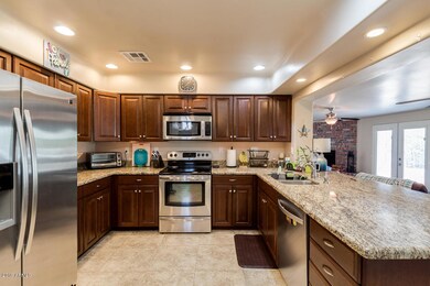 9619 N 15th Place, Phoenix, AZ 85020 - photo 2