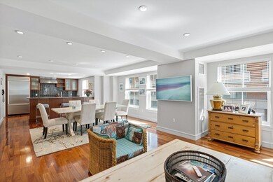 3 Battery Wharf unit 3302, Boston, MA 02109 - photo 2