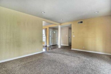 Living room 2