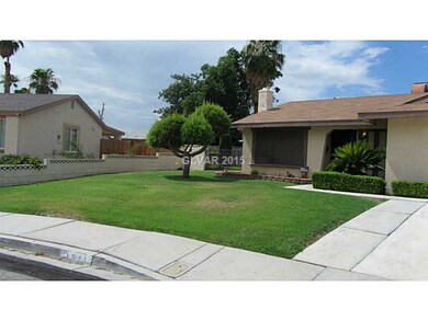 1921 Pommel Ave, Las Vegas, NV 89119 - photo 2