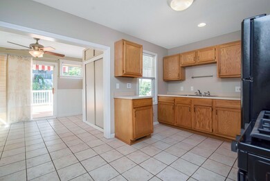 33 Goodwin St, Indian Orchard, MA 01151 - photo 7