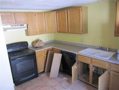 Cafeteria/Kitchen.