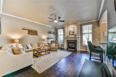 2617 SE 10th St, Moore, OK 73160 - photo 5