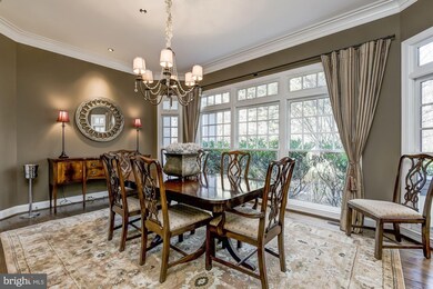 7100 Saunders Ct, Bethesda, MD 20817 - photo 6