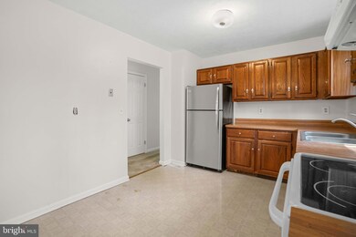 30185 Dudley Rd, Mechanicsville, MD 20659 - photo 6