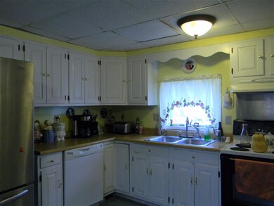 4 Preble St unit M104 L050, Groveton, NH 03582 - photo 5