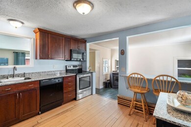 113 Jobin Dr, Manchester, NH 03103 - photo 3