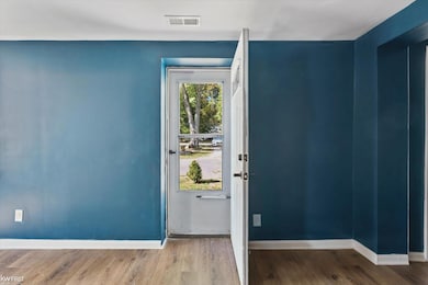 1147 Rinn St, Burton, MI 48509 - photo 2