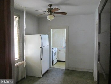 5404 Catalpha Rd, Baltimore, MD 21214 - photo 4