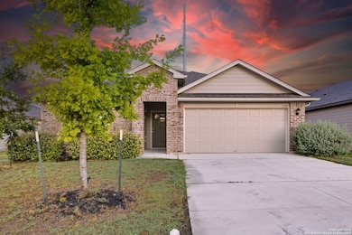 1308 Parkwood, Seguin, TX 78155 - photo 2