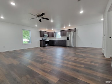 419 SW 3rd St, Loogootee, IN 47553 - photo 5