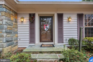 14304 Brickhowe Ct, Germantown, MD 20874 - photo 6