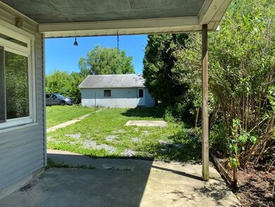 2859 Welshtown Rd, Slatington, PA 18080 - photo 3