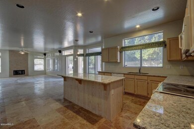1910 E Todd Dr, Tempe, AZ 85283 - photo 4