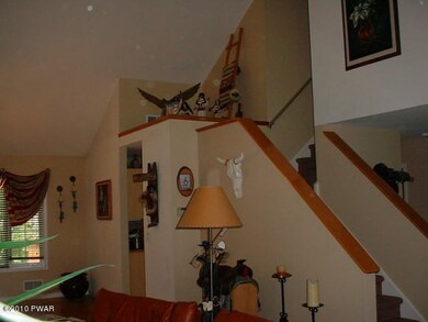 102 Delaware Crest Dr, Dingmans Ferry, PA 18328 - photo 7