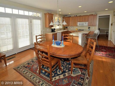 1923 Powells Landing Cir, Woodbridge, VA 22191 - photo 7