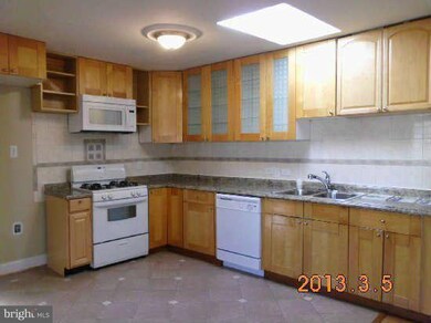 3507 Washington Dr, Falls Church, VA 22041 - photo 5