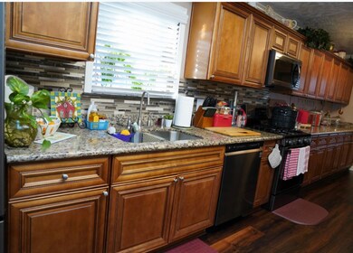 8330 Lettie St, Houston, TX 77075 - photo 5